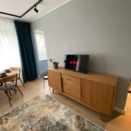 Cozy In The Centre Of Apartment *